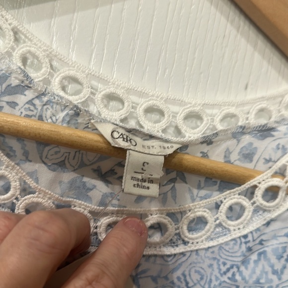 Cato size small sleeveless paisley blue and white top NWT - Picture 2 of 3